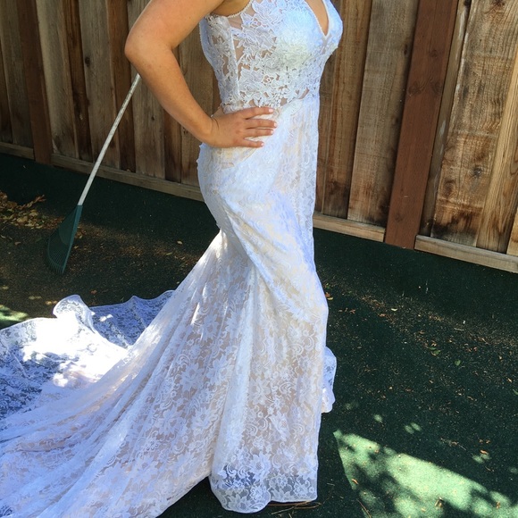 Wedding dress - Picture 5 of 8